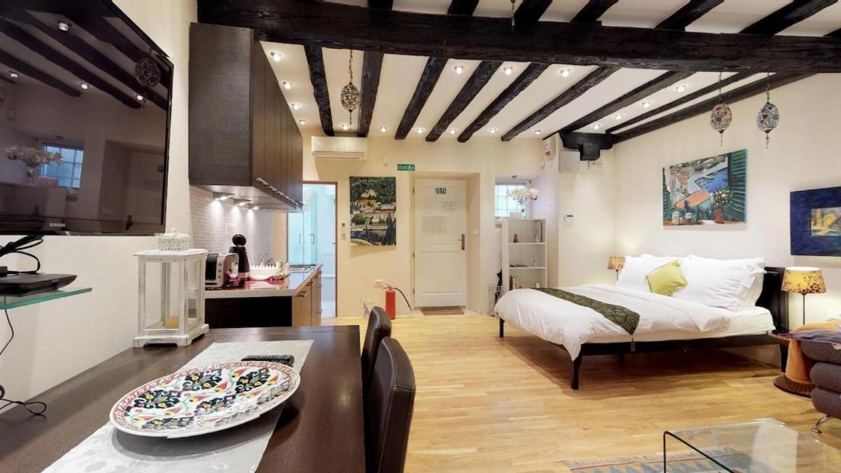 Diocletian Studio Apartments Сплит Екстериор снимка